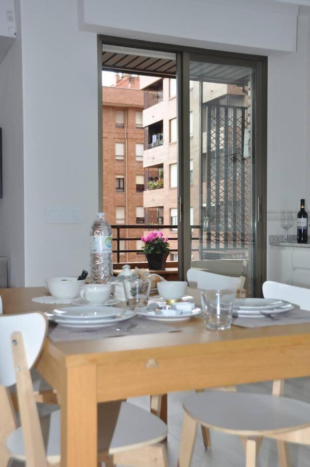 Apto La Estambrera I I Wifi Y Aire Acondicionado Logroño Extérieur photo